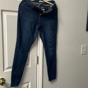 SO ultimate high rise Jeggings 9/29